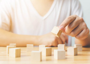 Brain Therapy Rehabilitation Cognitive Psychological Testing Hand Holding Wood Block Cube Therapy Equipment psychoeducational assessments